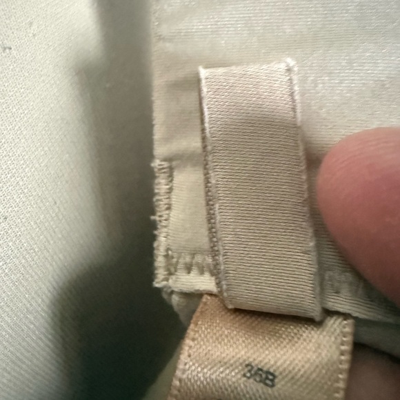 SKIMS Black and Tan Bra Natori Black Bra - Picture 3 of 6